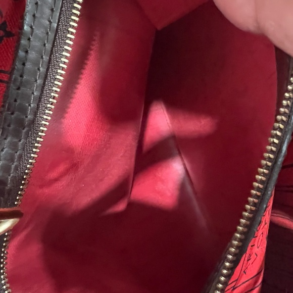 Louis Vuitton Neverfull Damier Ebene MM - Picture 9 of 12